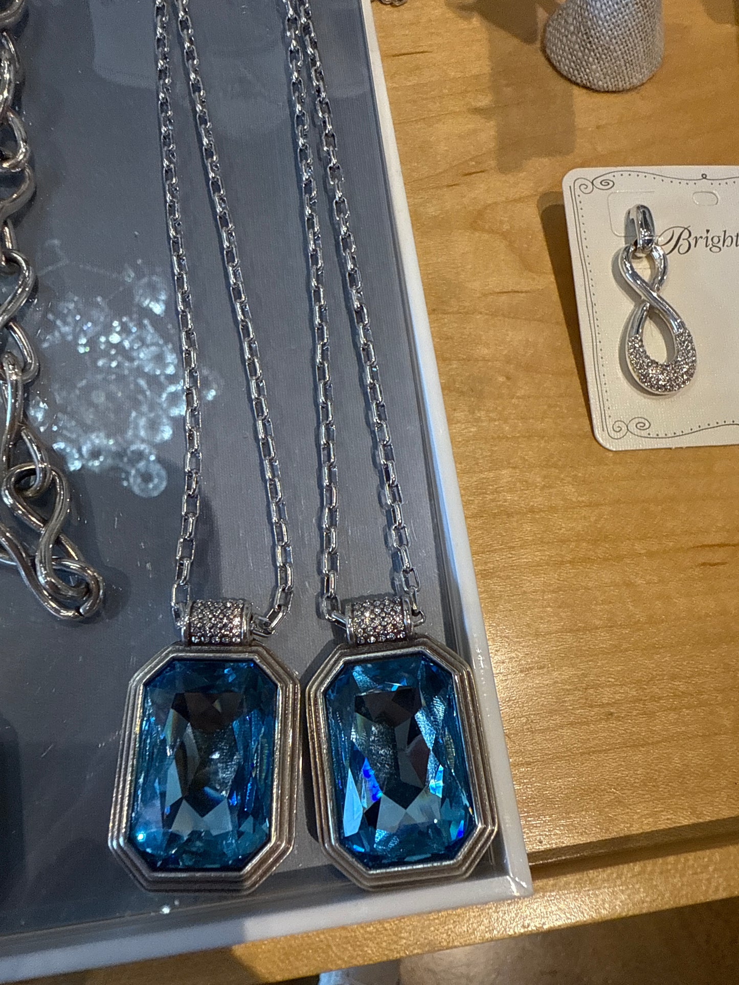meridian 67 auqa necklace
