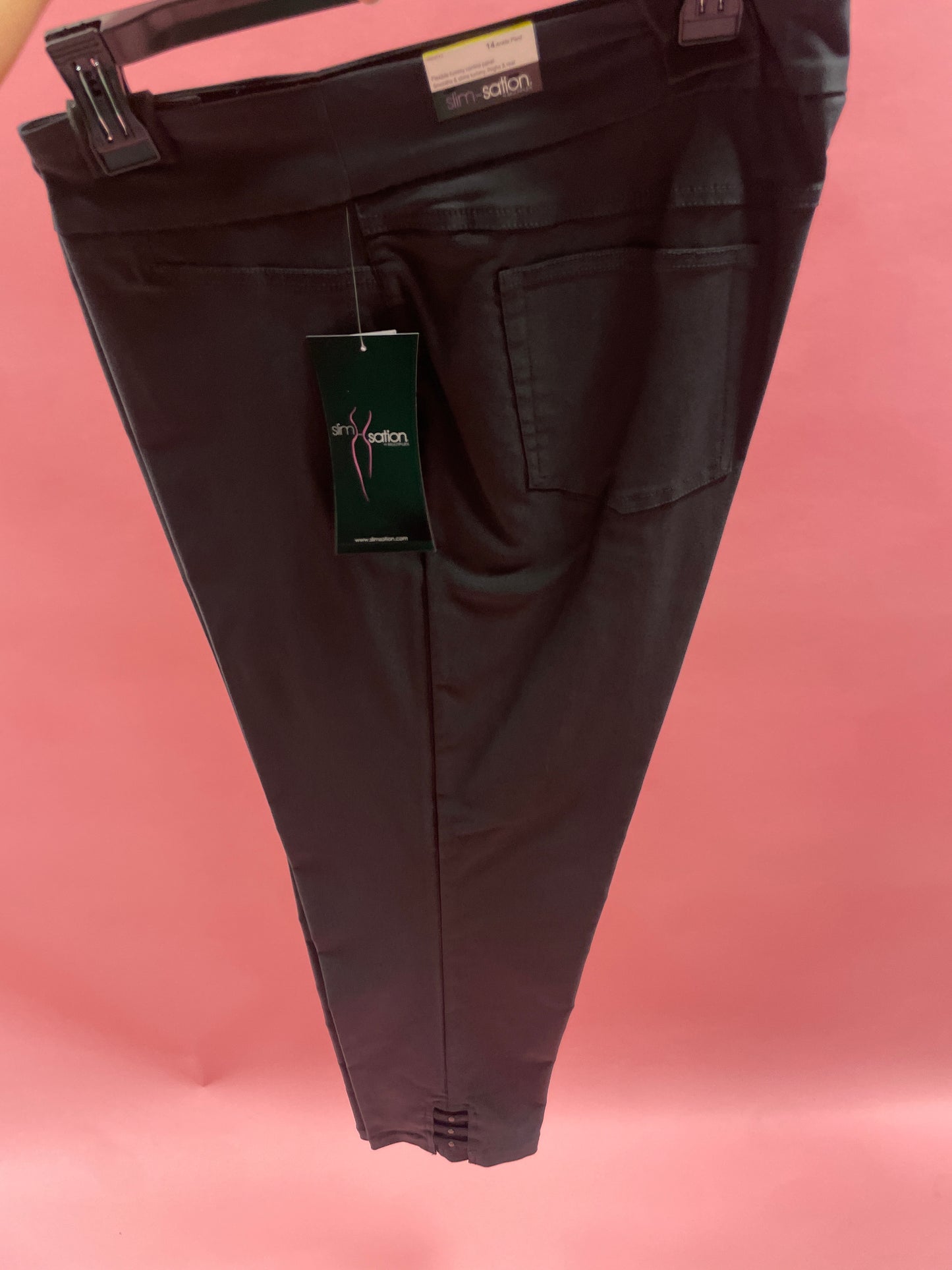 PULL ON ANKLE PANT