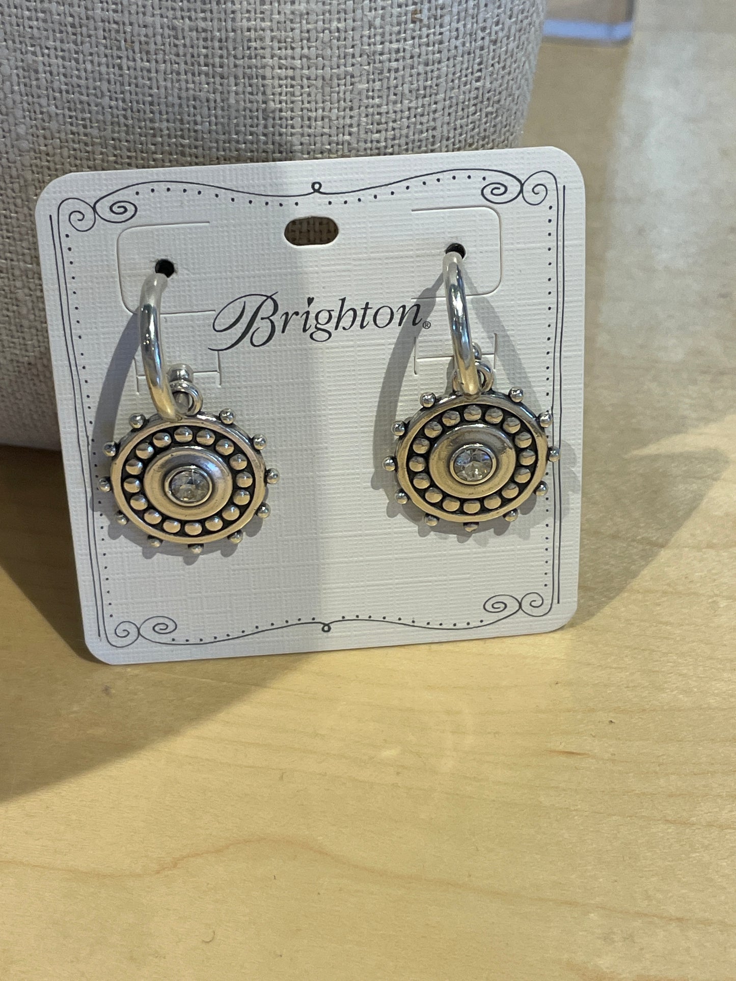 PEBBLE DOT MEDALI REV HOOP