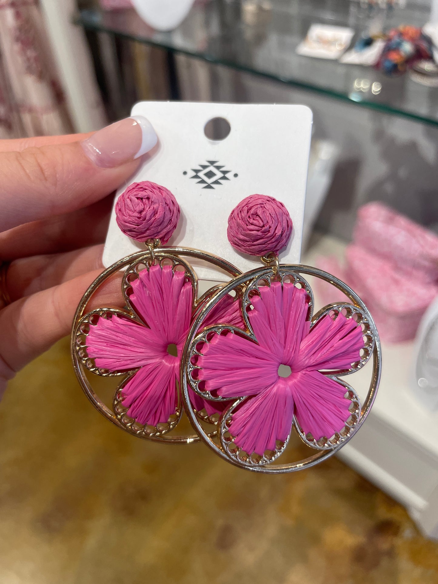 flower w/gold earrings