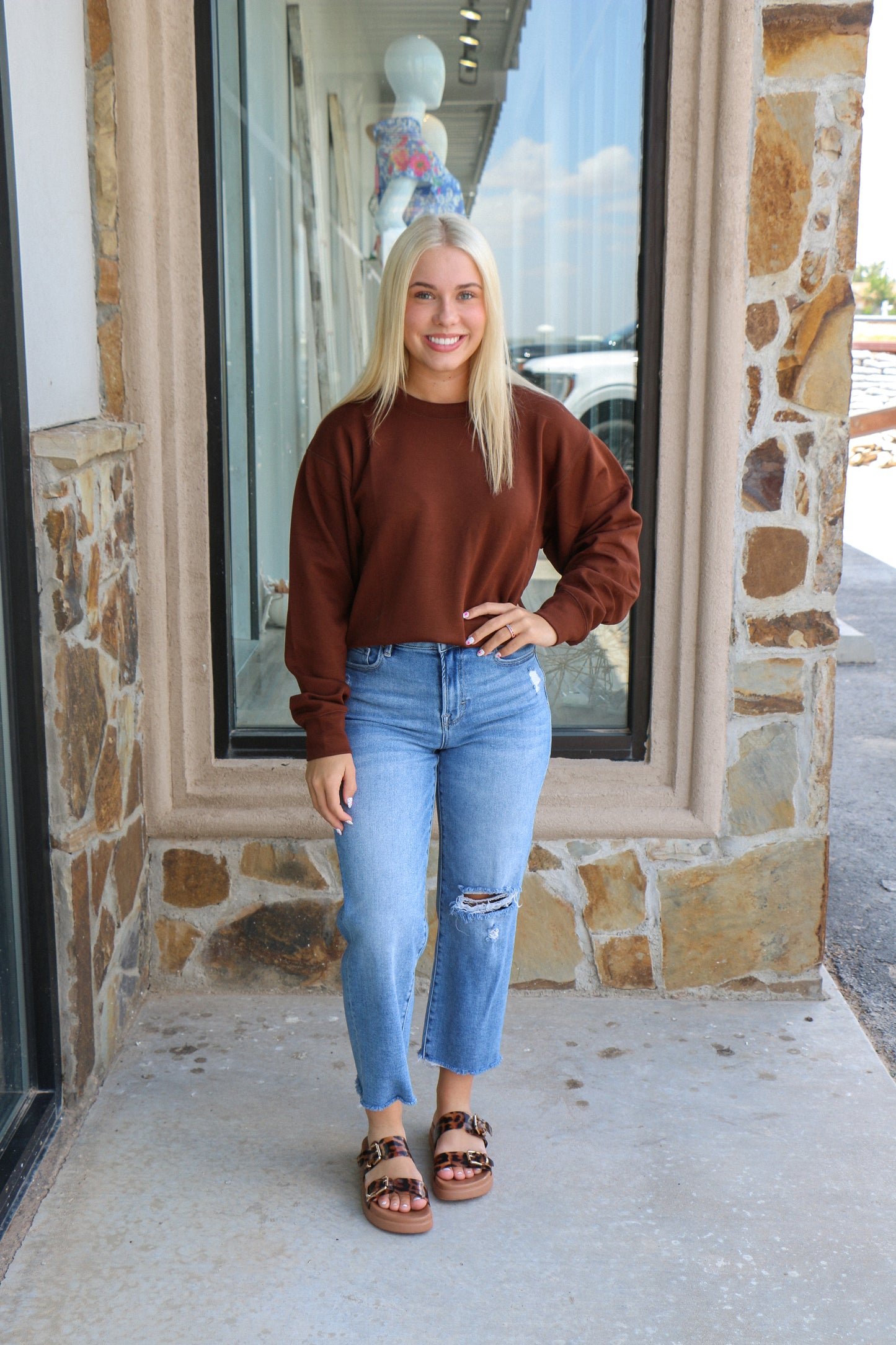 CREWNECK