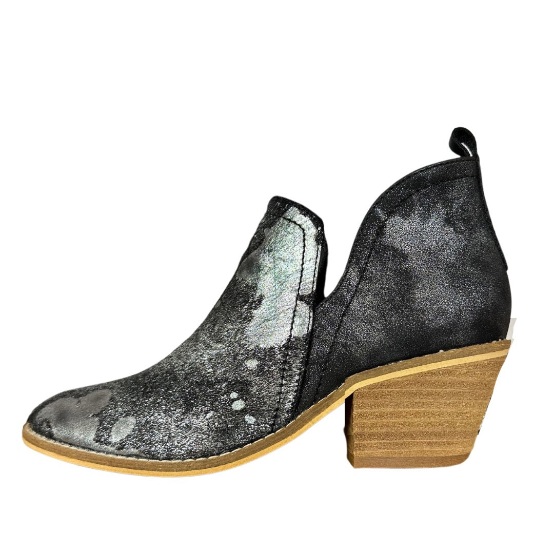 LIMITLESS PEWTER SHOE