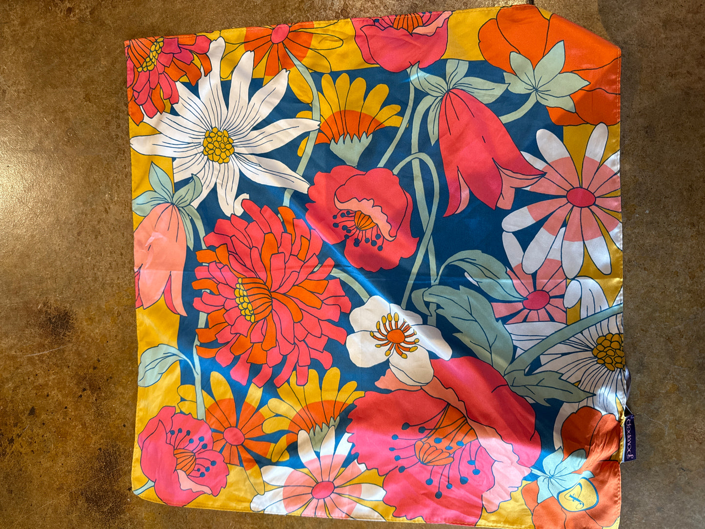 retro meadow scarf