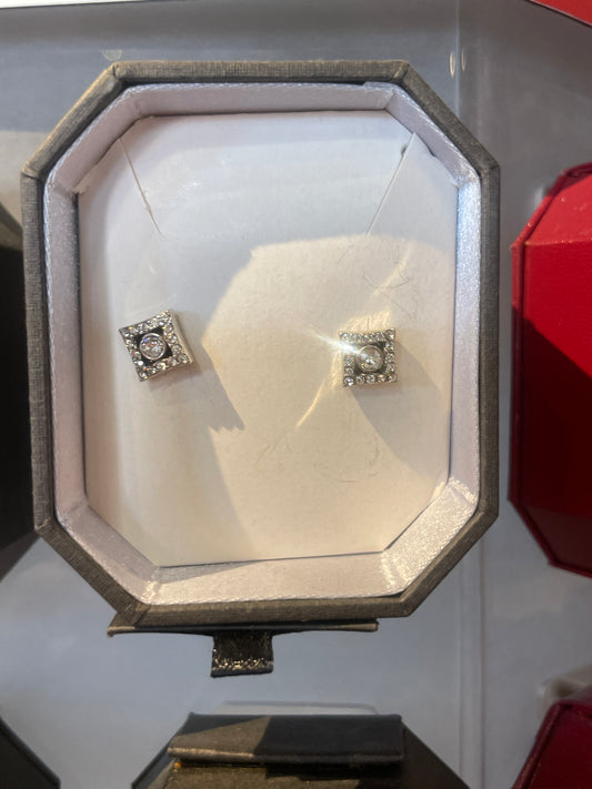ILLUMINA DIAMOND EAR GIFT BX