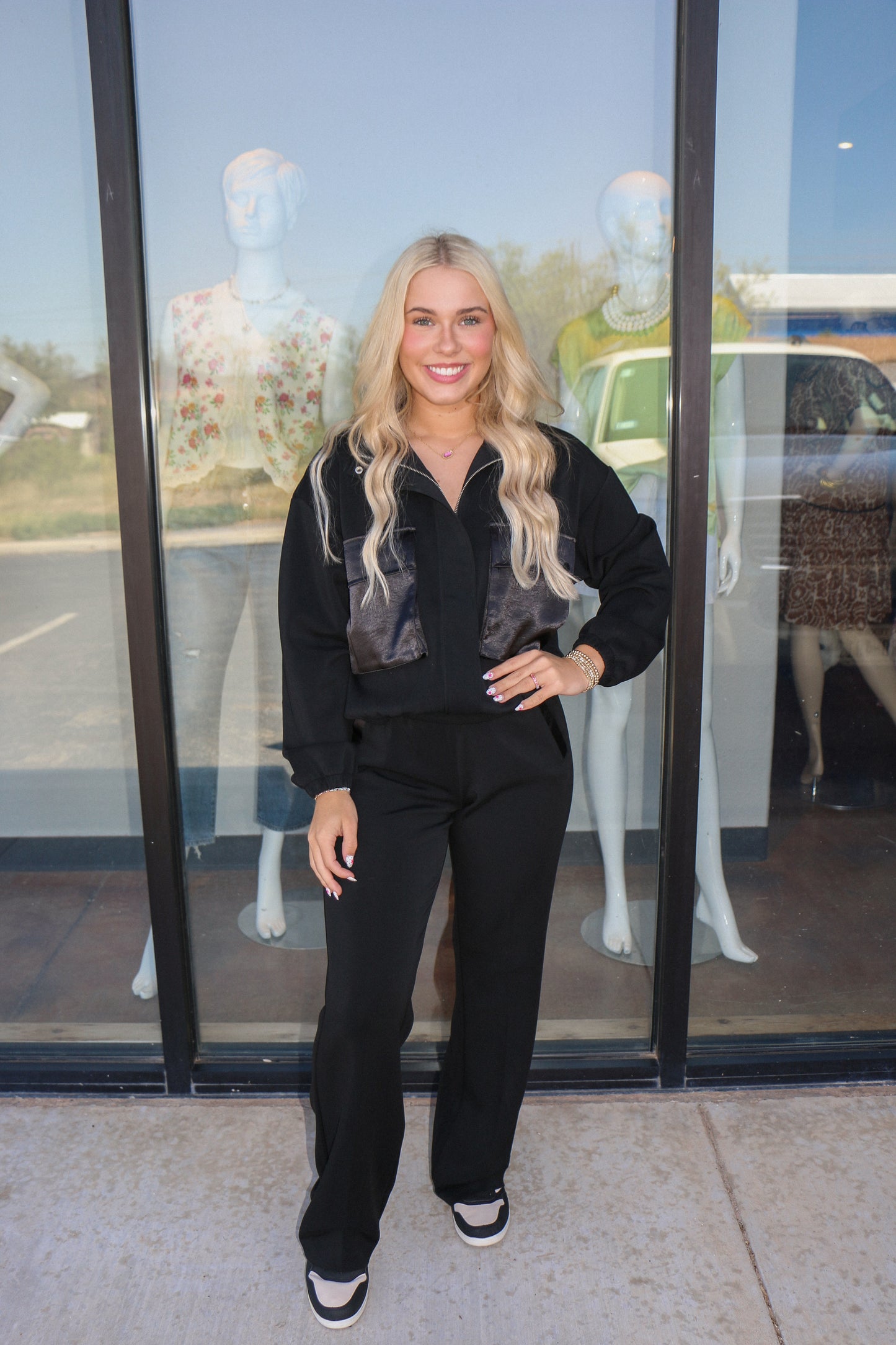Wide leg trousers