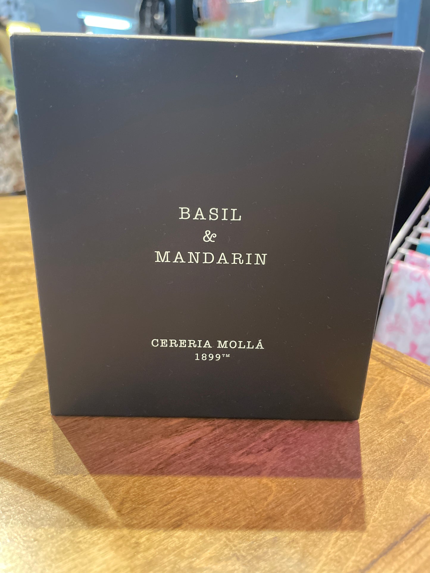 giant basil & madarin candle