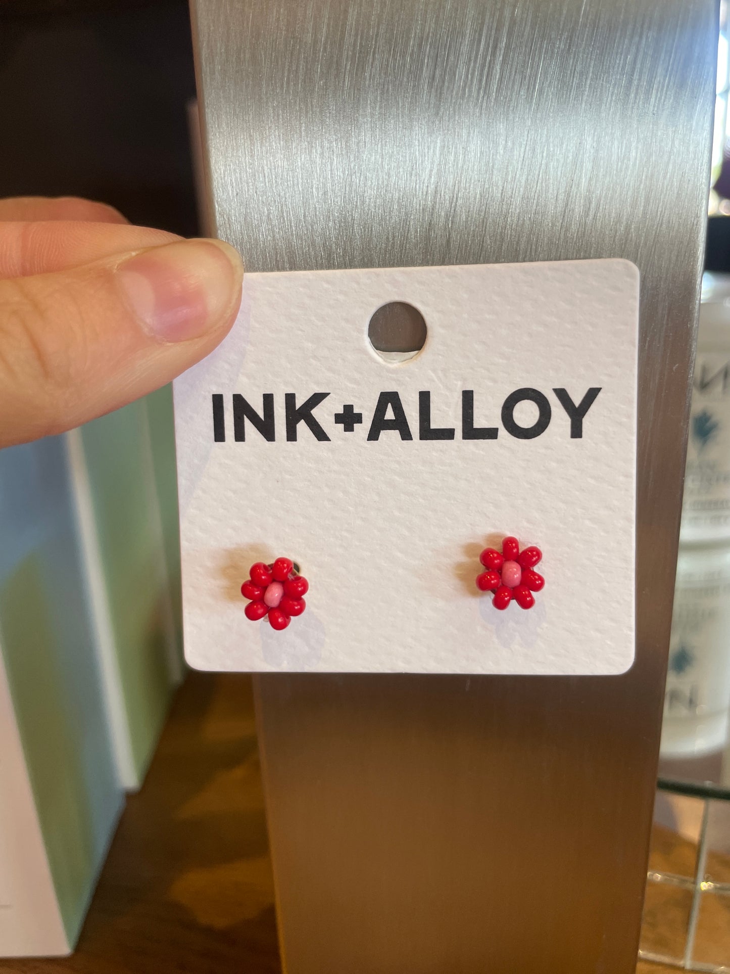TINA TWO COLOR FLOWER POST EARRING