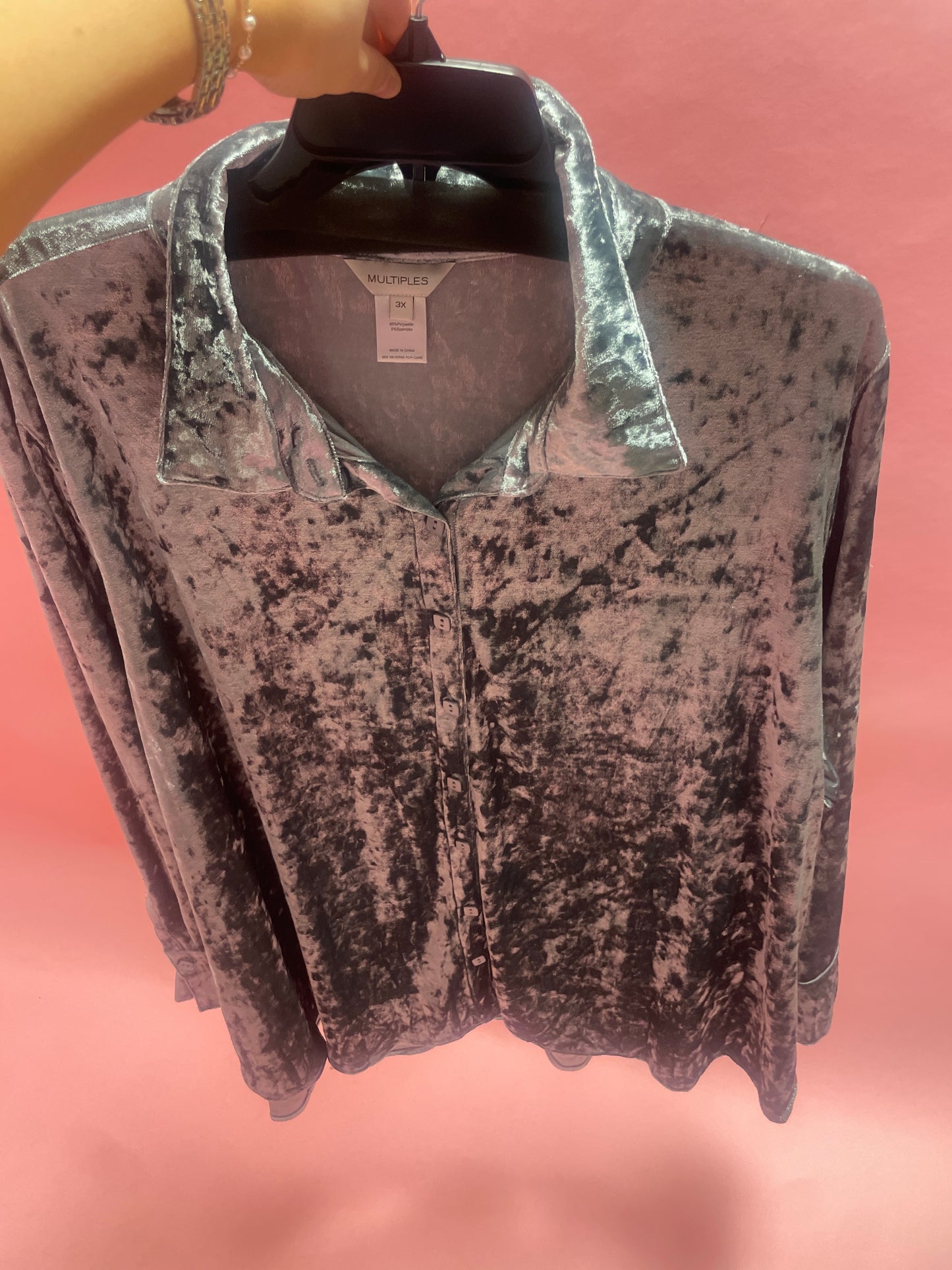 Plus Size Velvet L/S Button Up