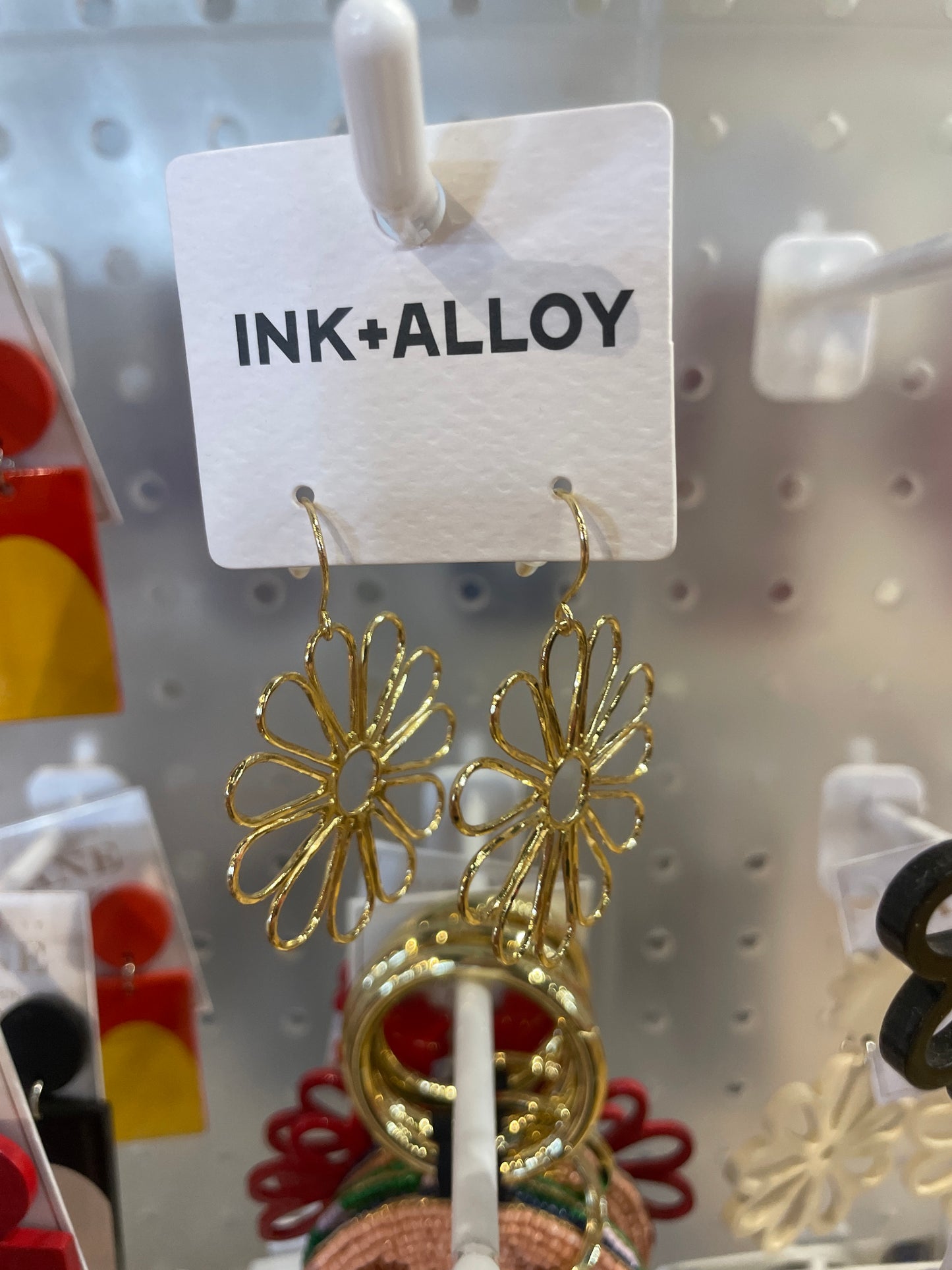 Stella Big Daisy Dangle Earrings
