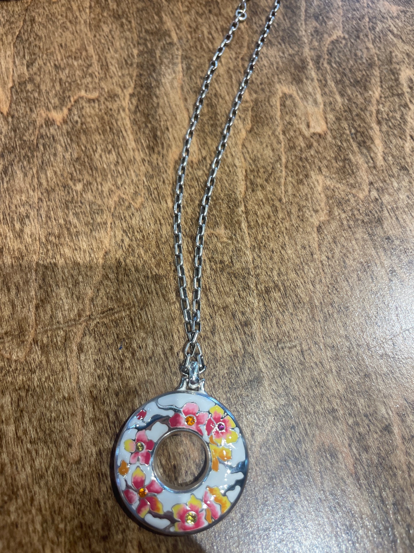 bloom necklace