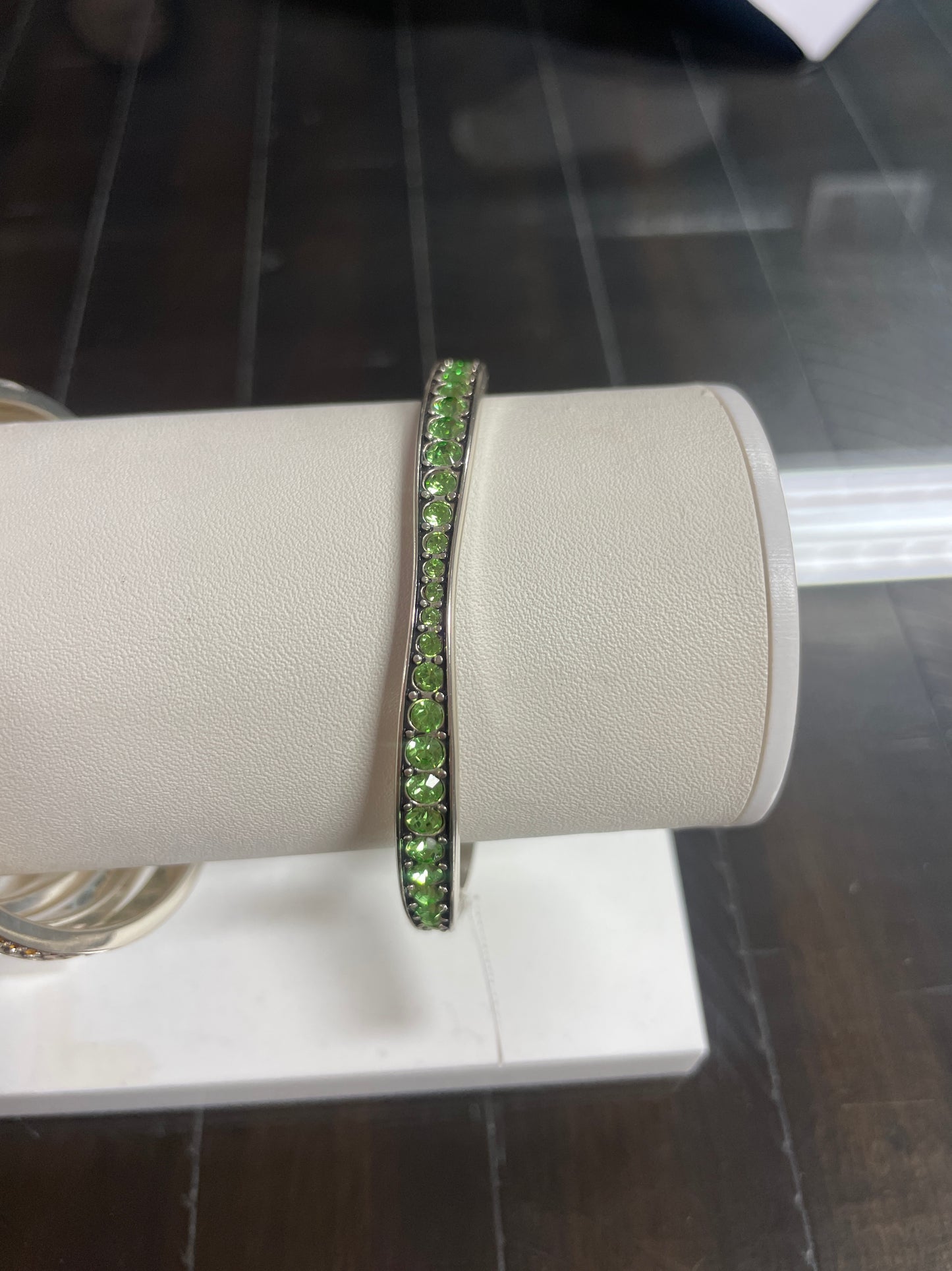 LIGHT HEARTED BANGLE