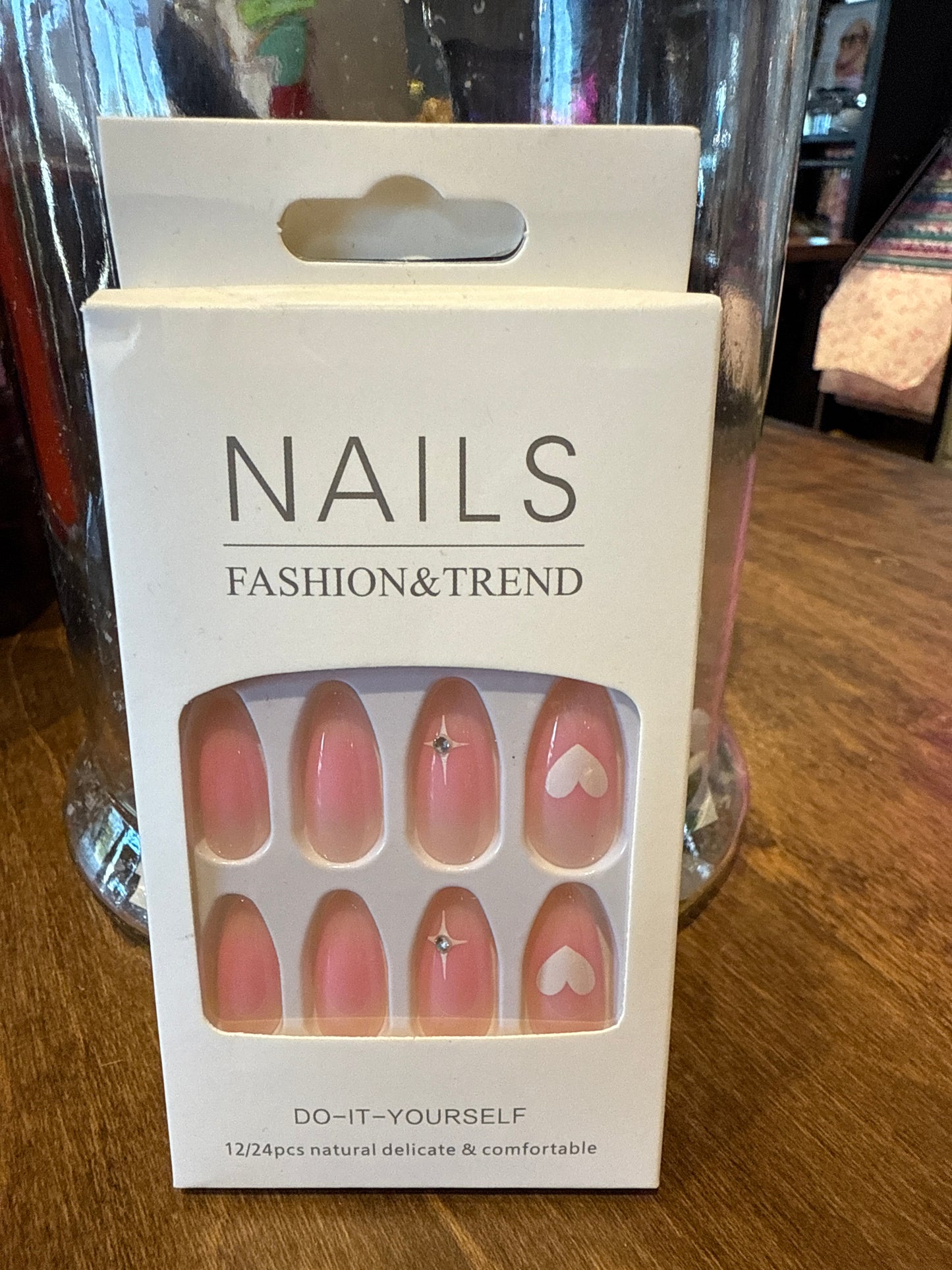press on nails