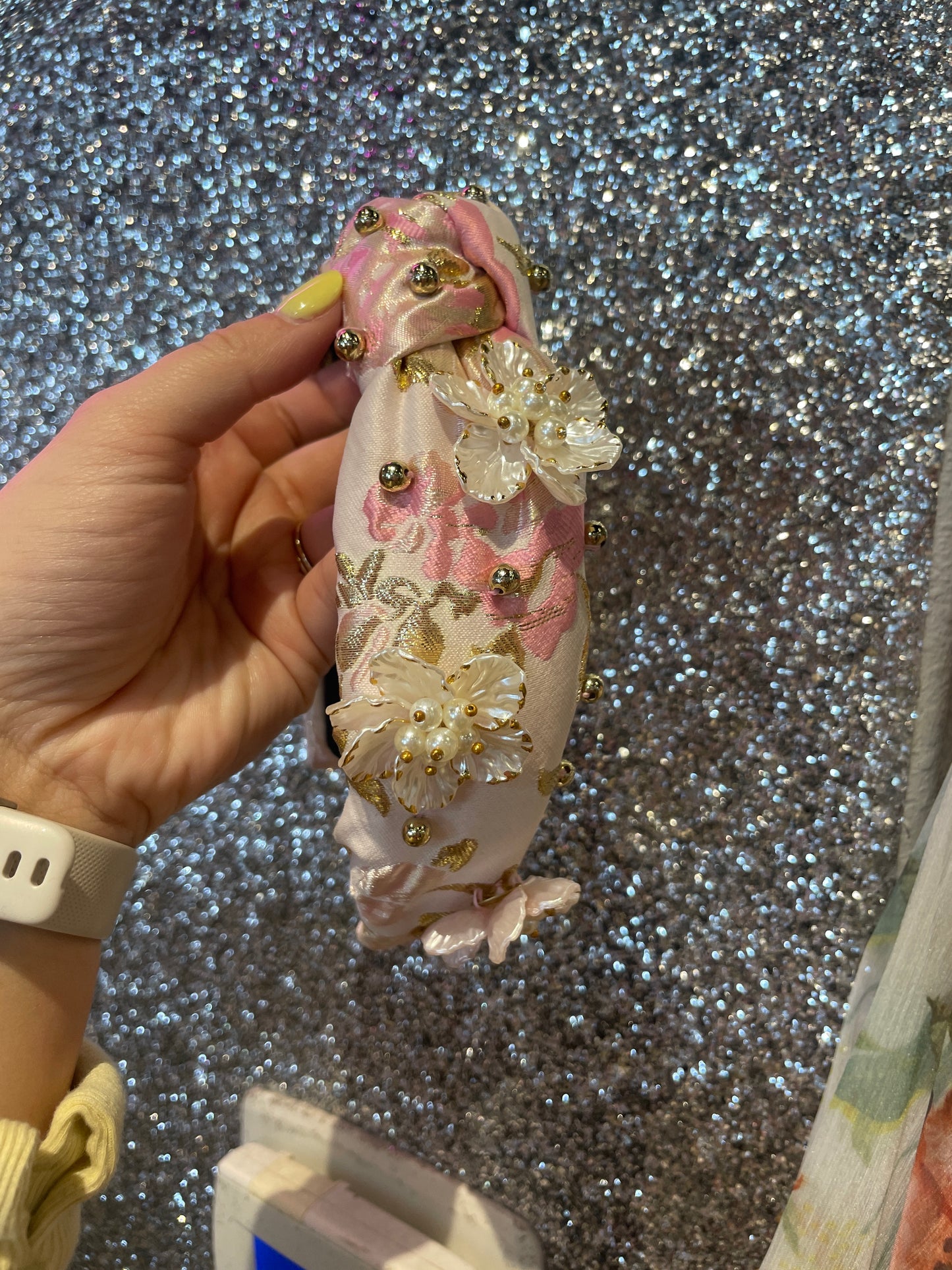 PINK AND GOLD BROCADE FLORAL 3D