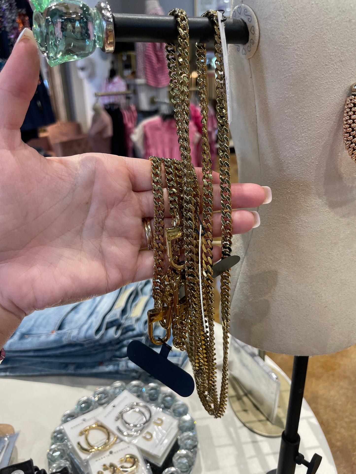 KELSEY PHONE CHAIN