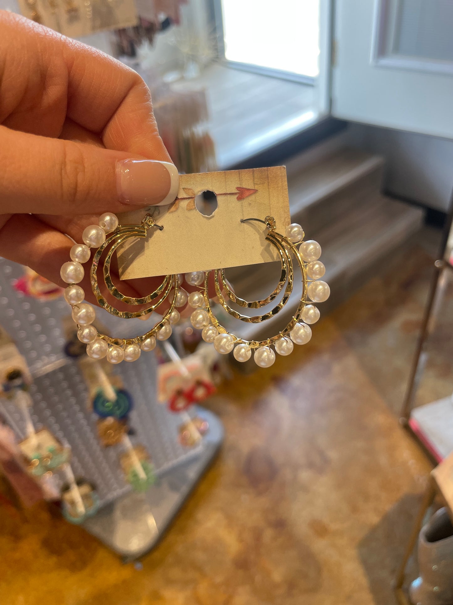 pearl gold hoops