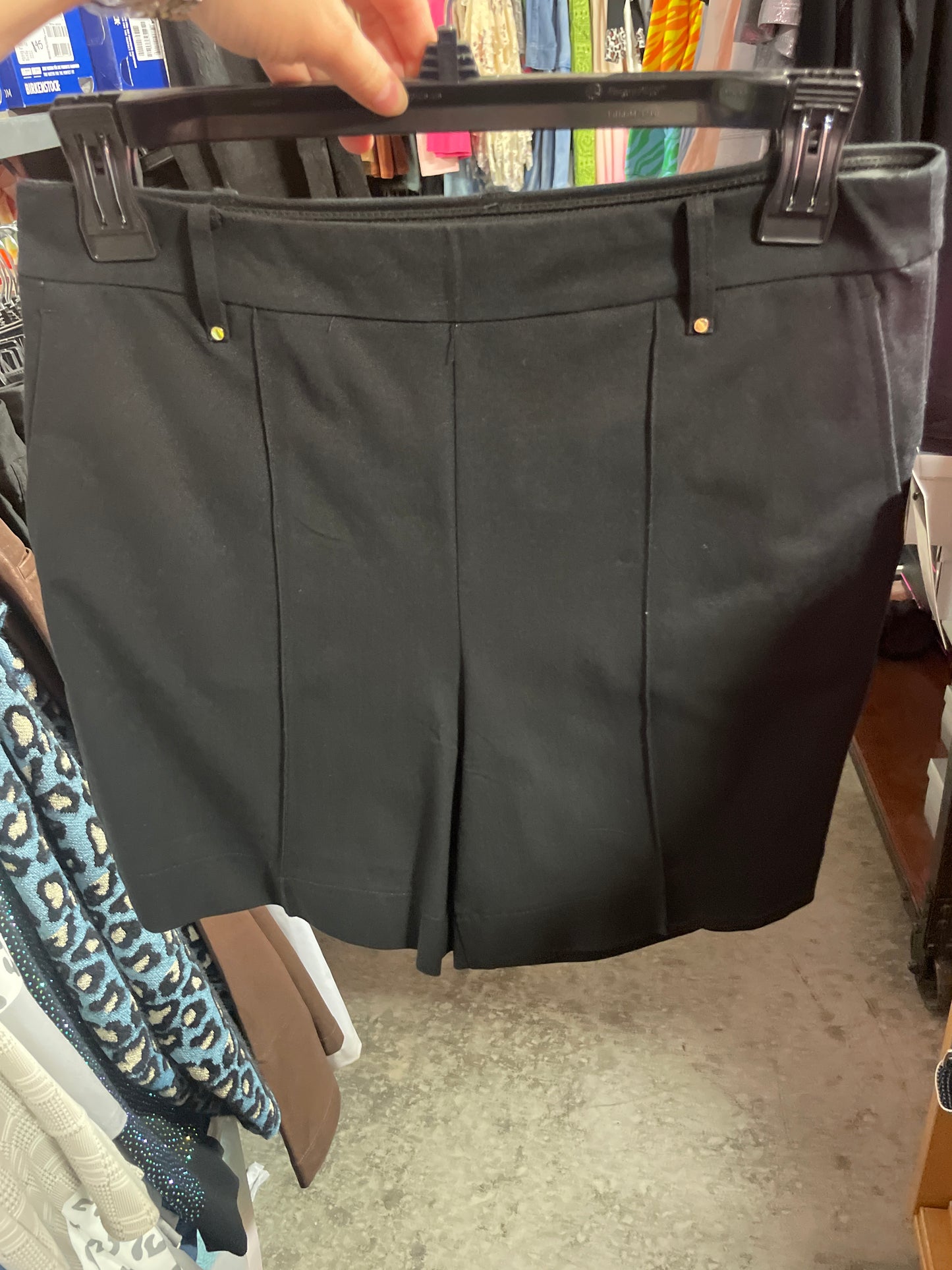 AMANDA STRETCH TWILL SHORT