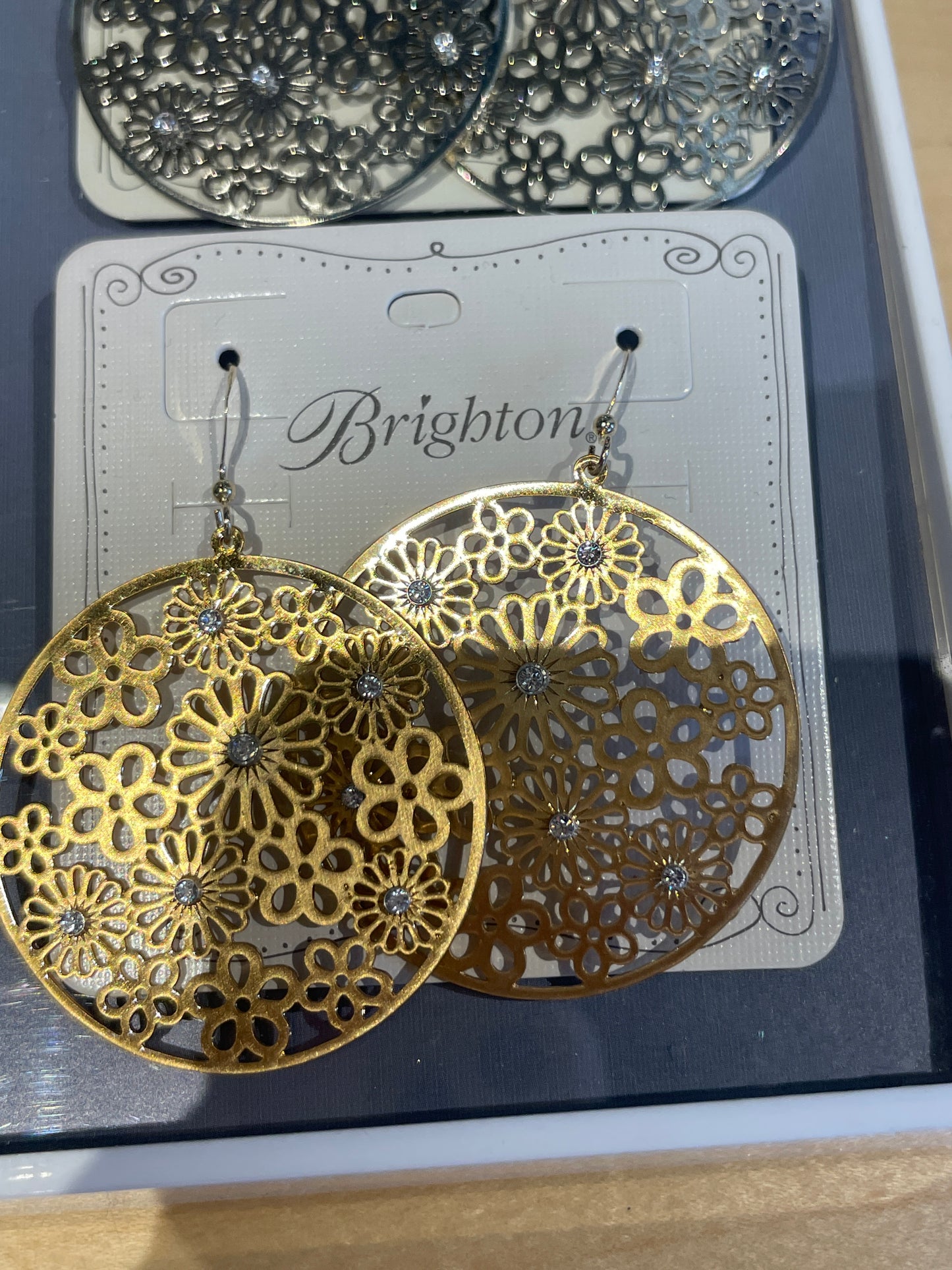 TRIANON GB FRENCH WIRE EAR