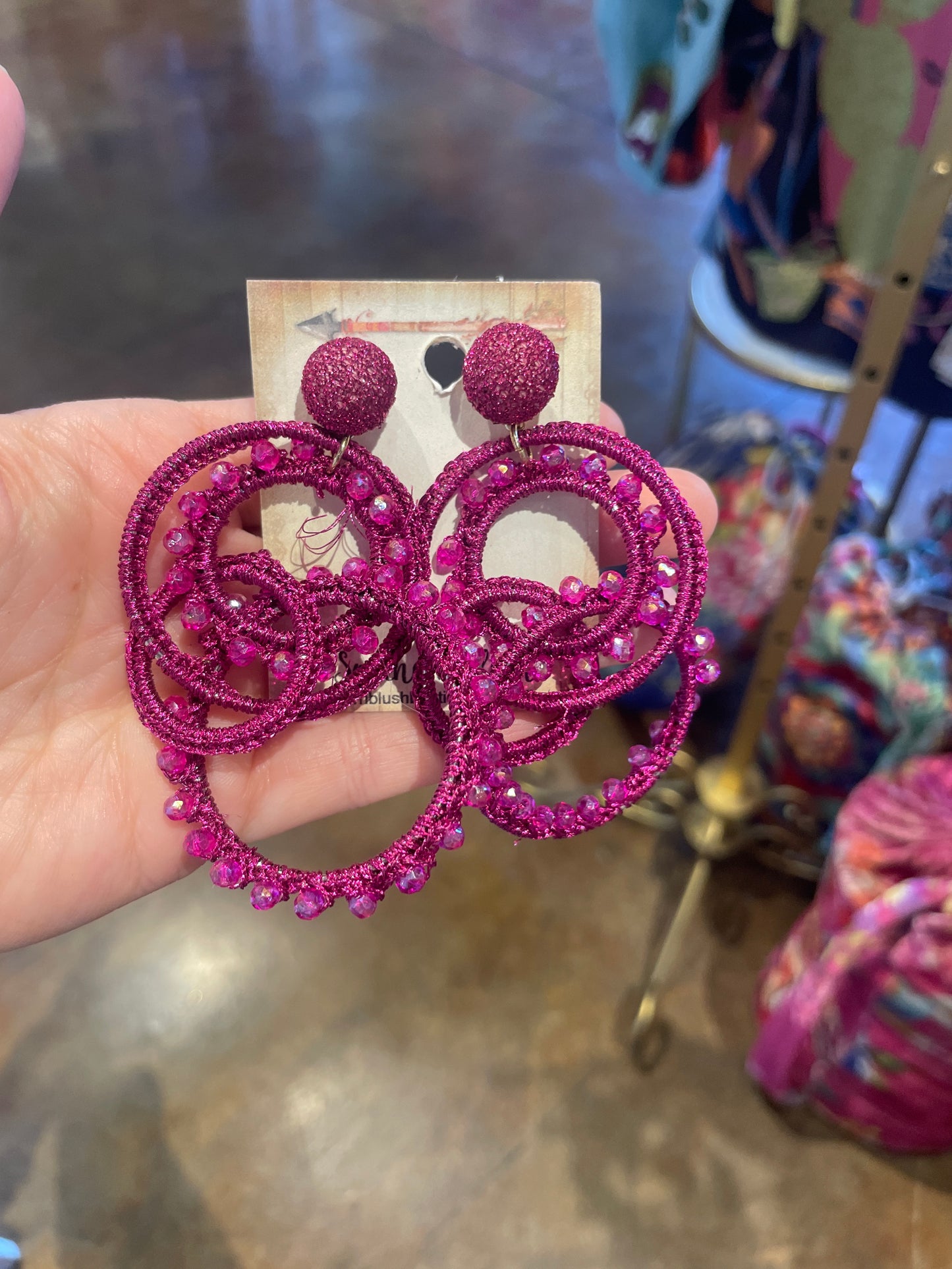 DARK PINK GLITTER CIRCLE EARRINGS