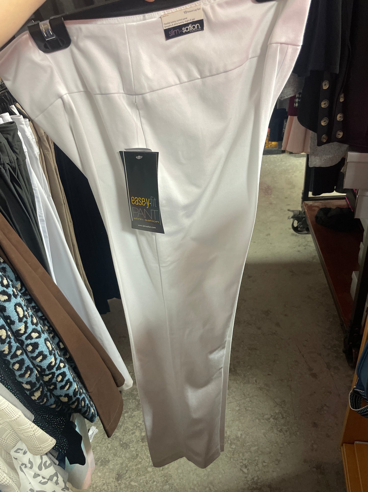 Wide Band Elastic Relaxed Leg Pants