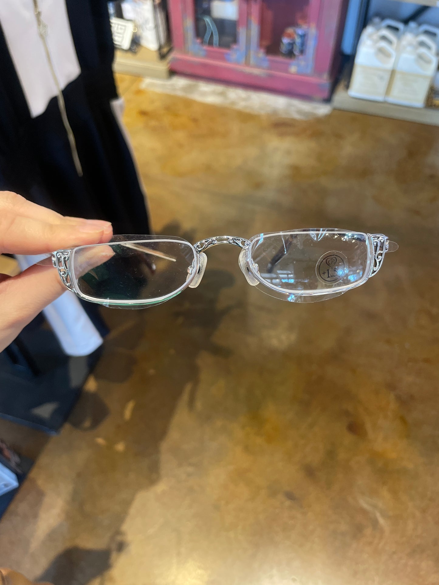 SHAKESPEARE READING GLASSES