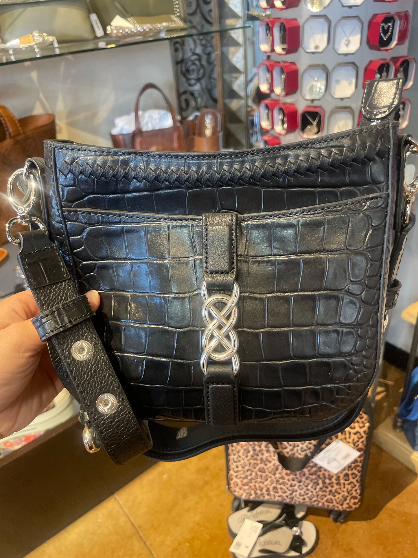 black kimmy shoulderbag