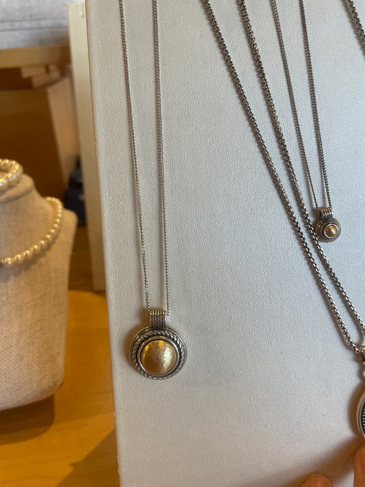 MONETE PENDANT NECKLACE
