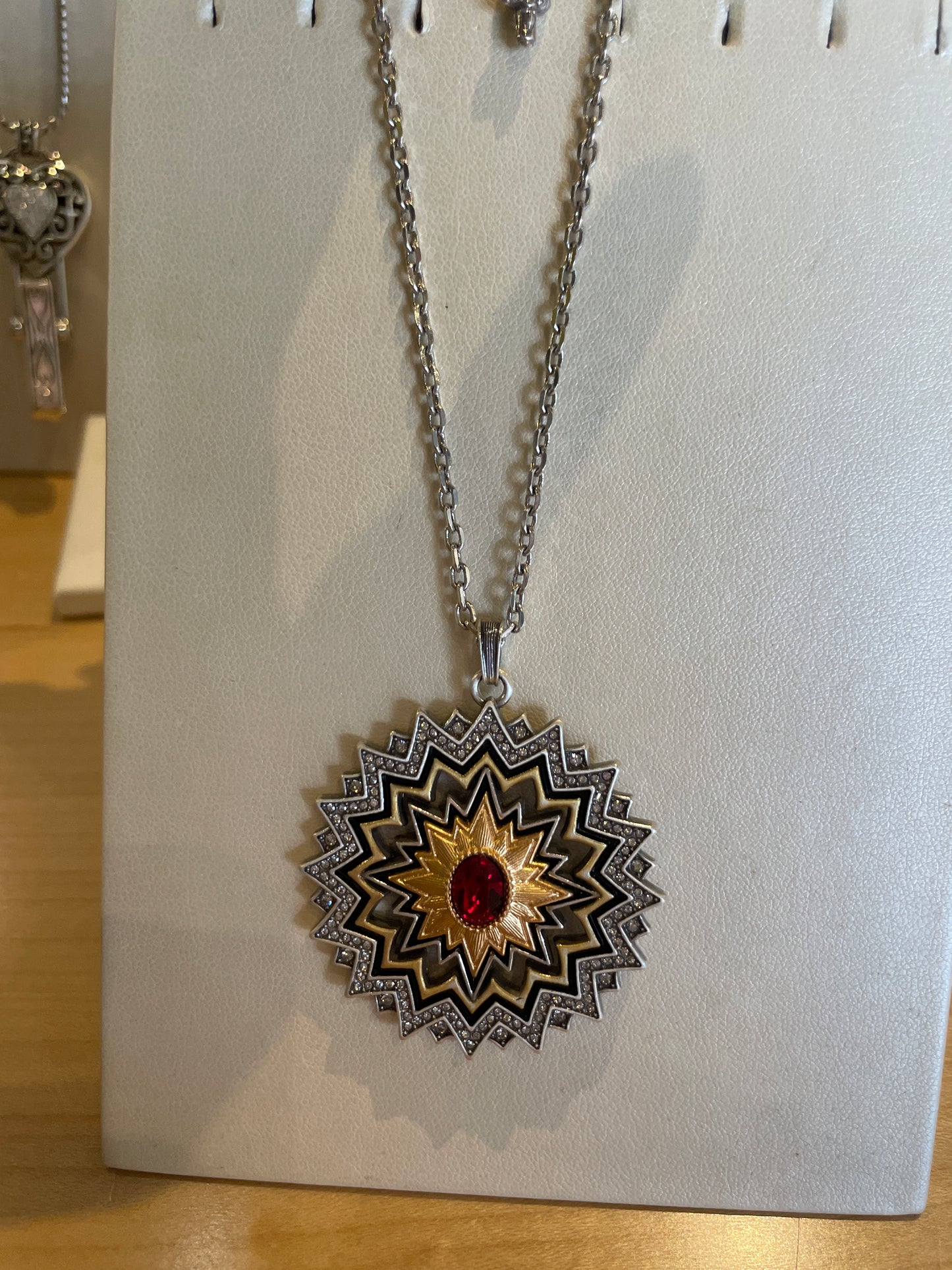DYNASTY SOL NECKLASE
