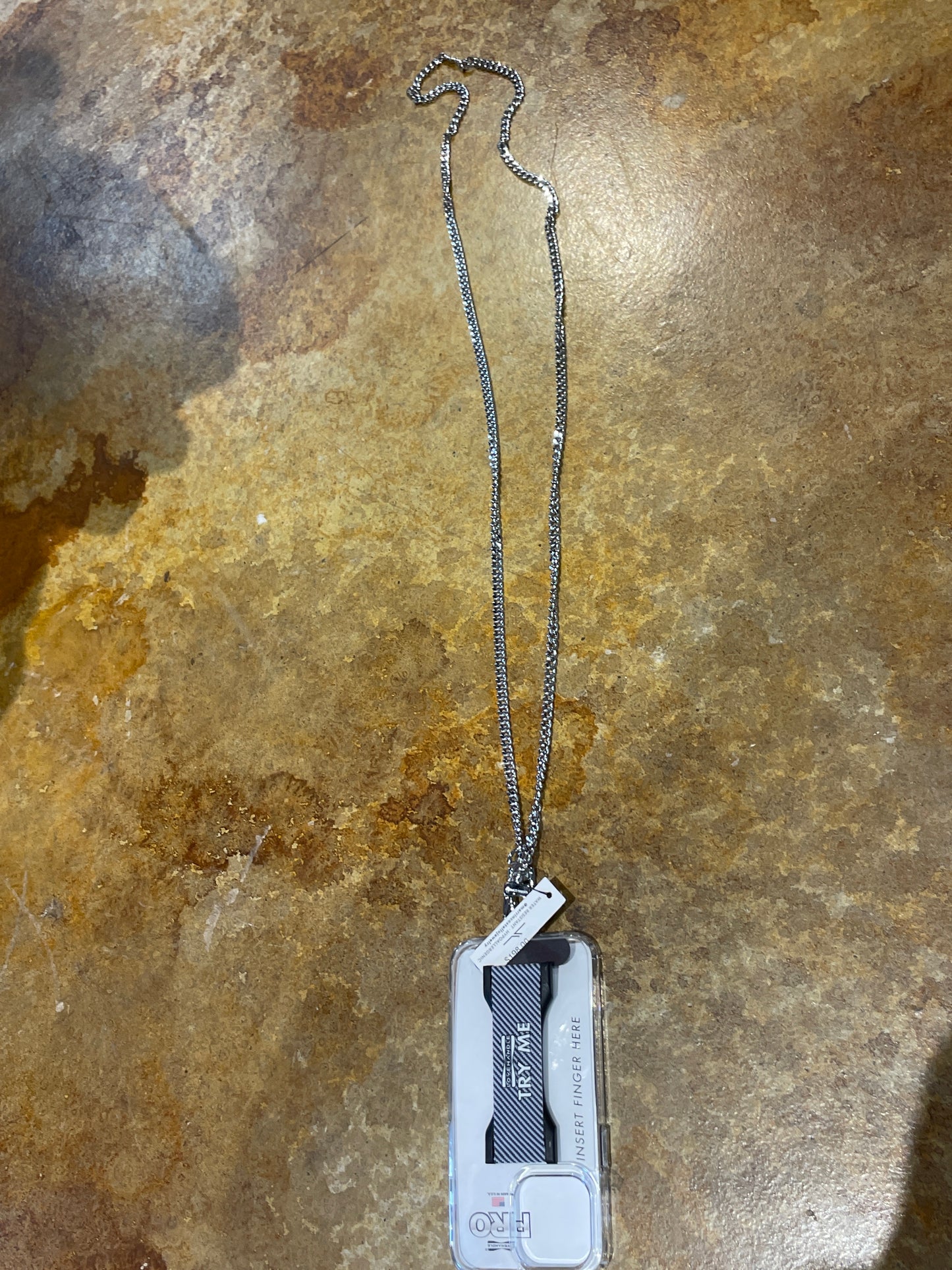 KELSEY PHONE CHAIN