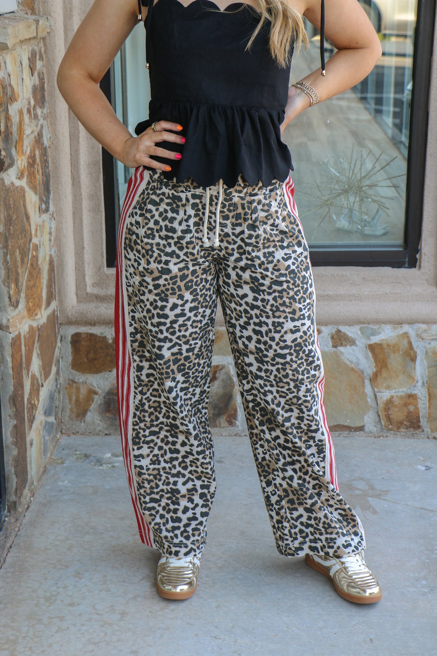 leopard print side contrast and tucking pants