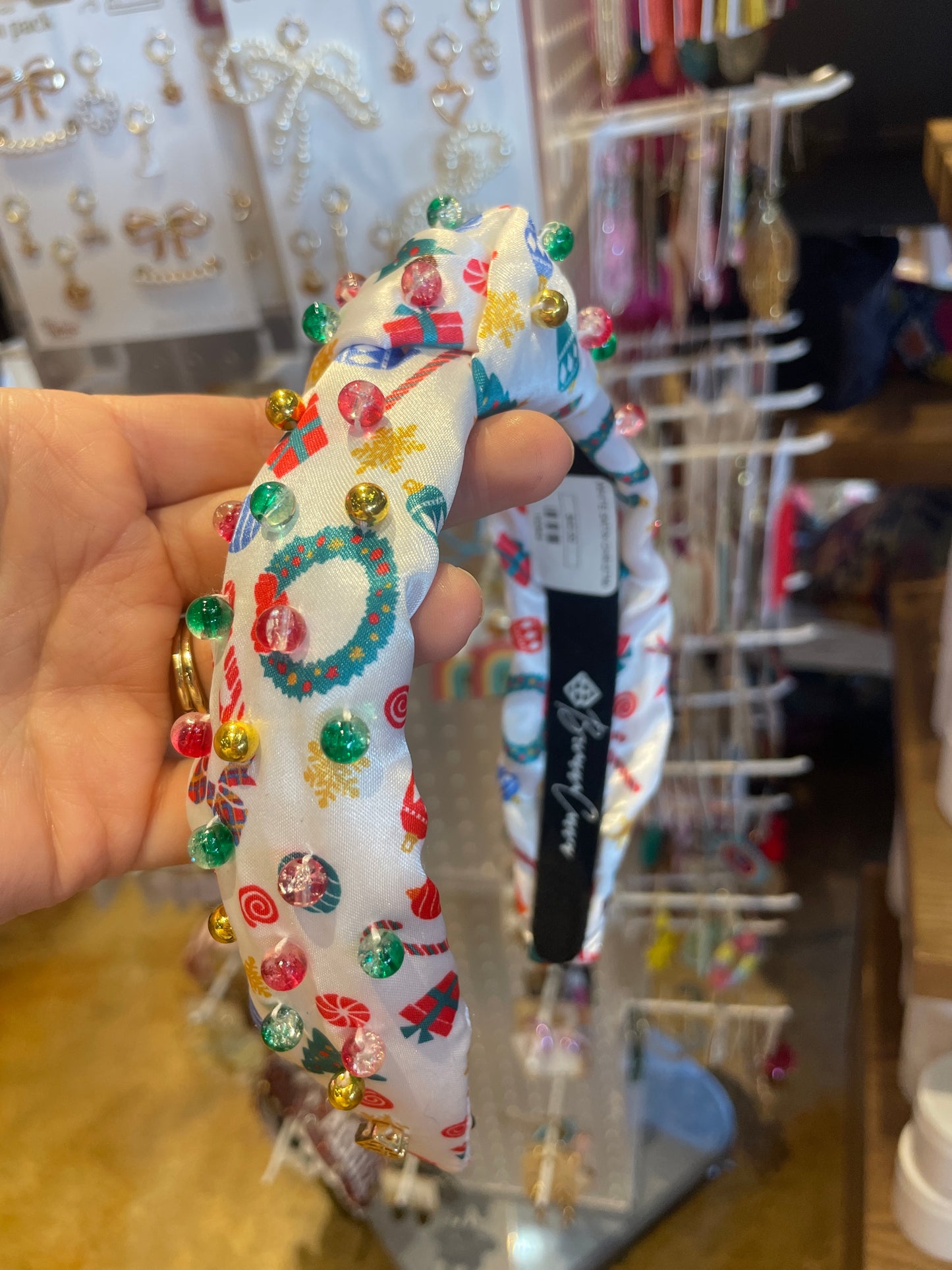 WHITE SATIN CHRISTMAS PRINT