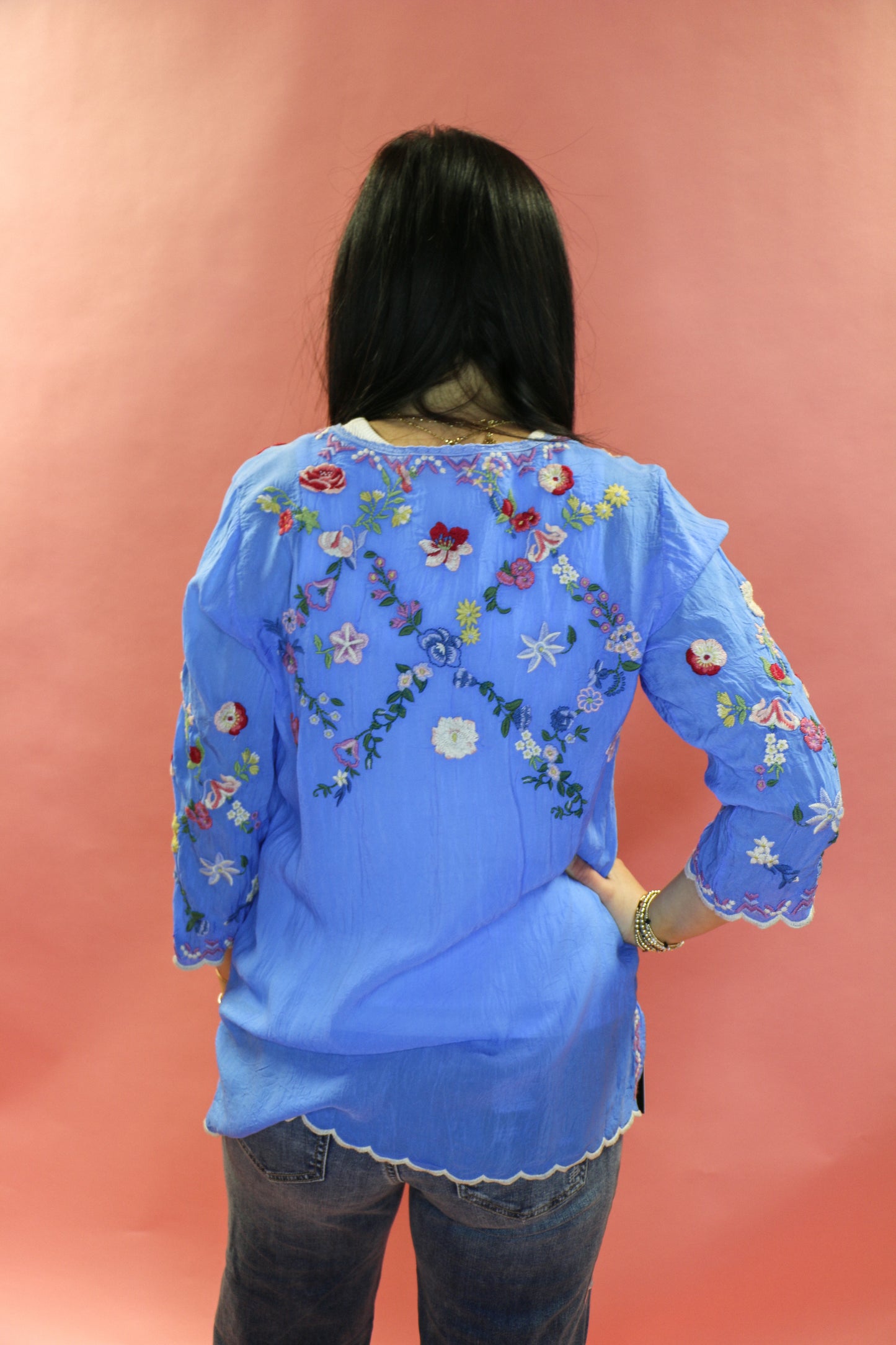 DAISY PEDAL BLOUSE