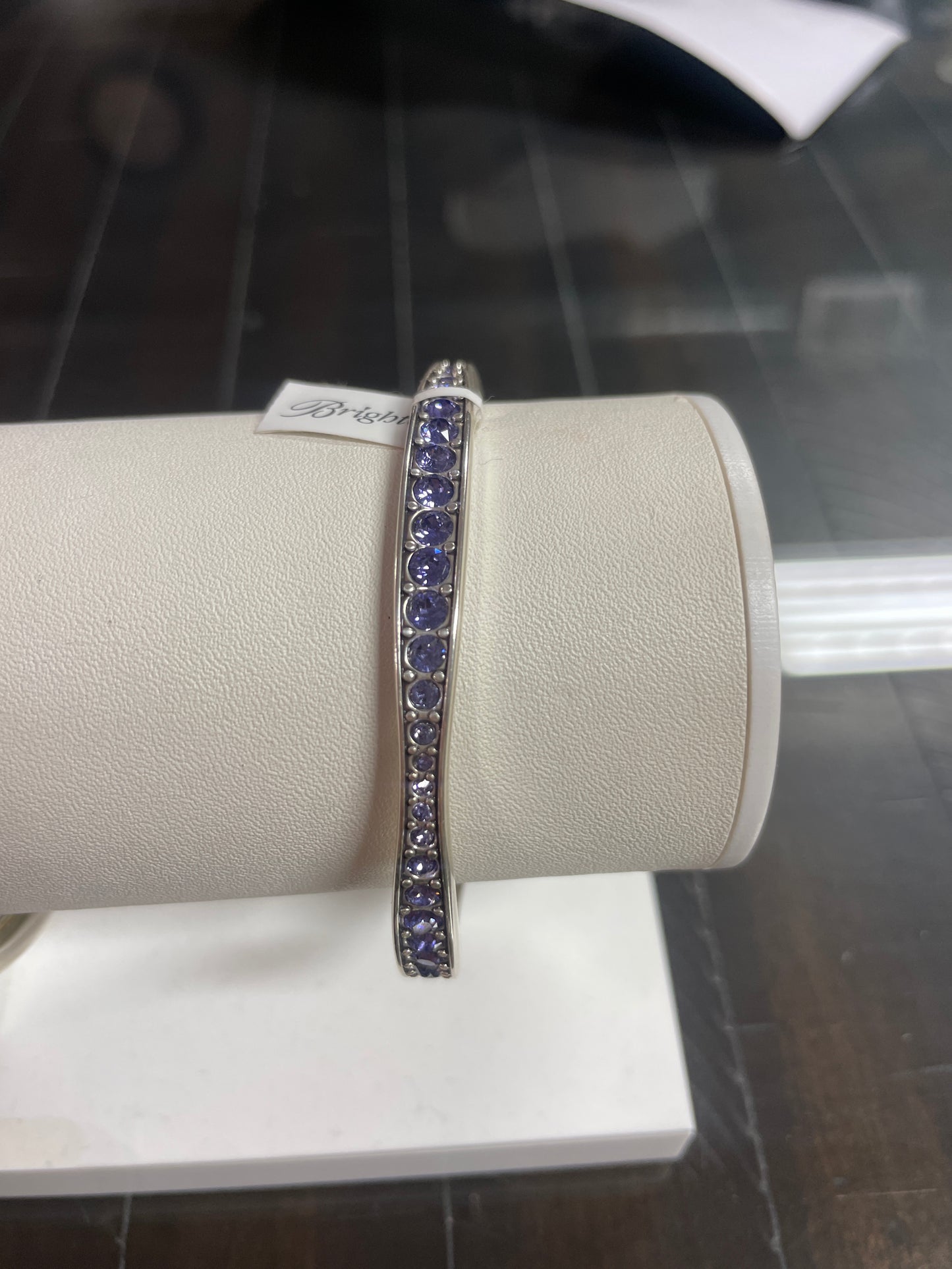 LIGHT HEARTED BANGLE