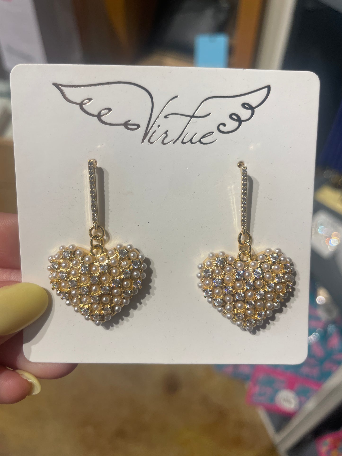 Post Bar Heart Pearl earrings