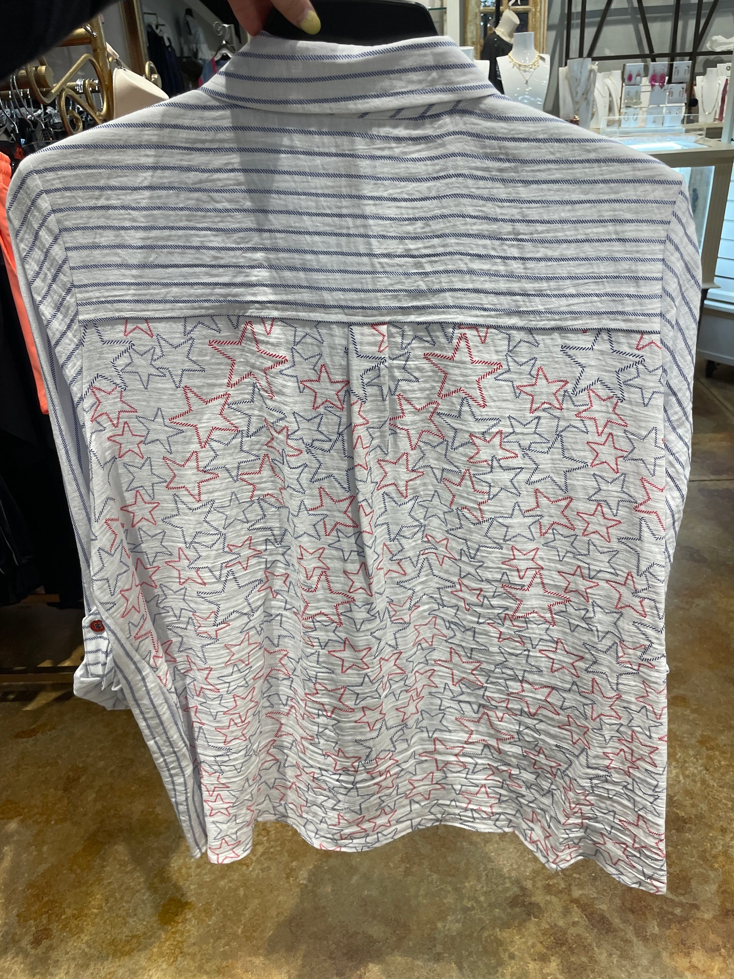 Roll Tab L/S 3-PKT Bttn Frt Hi-Lo Shirt