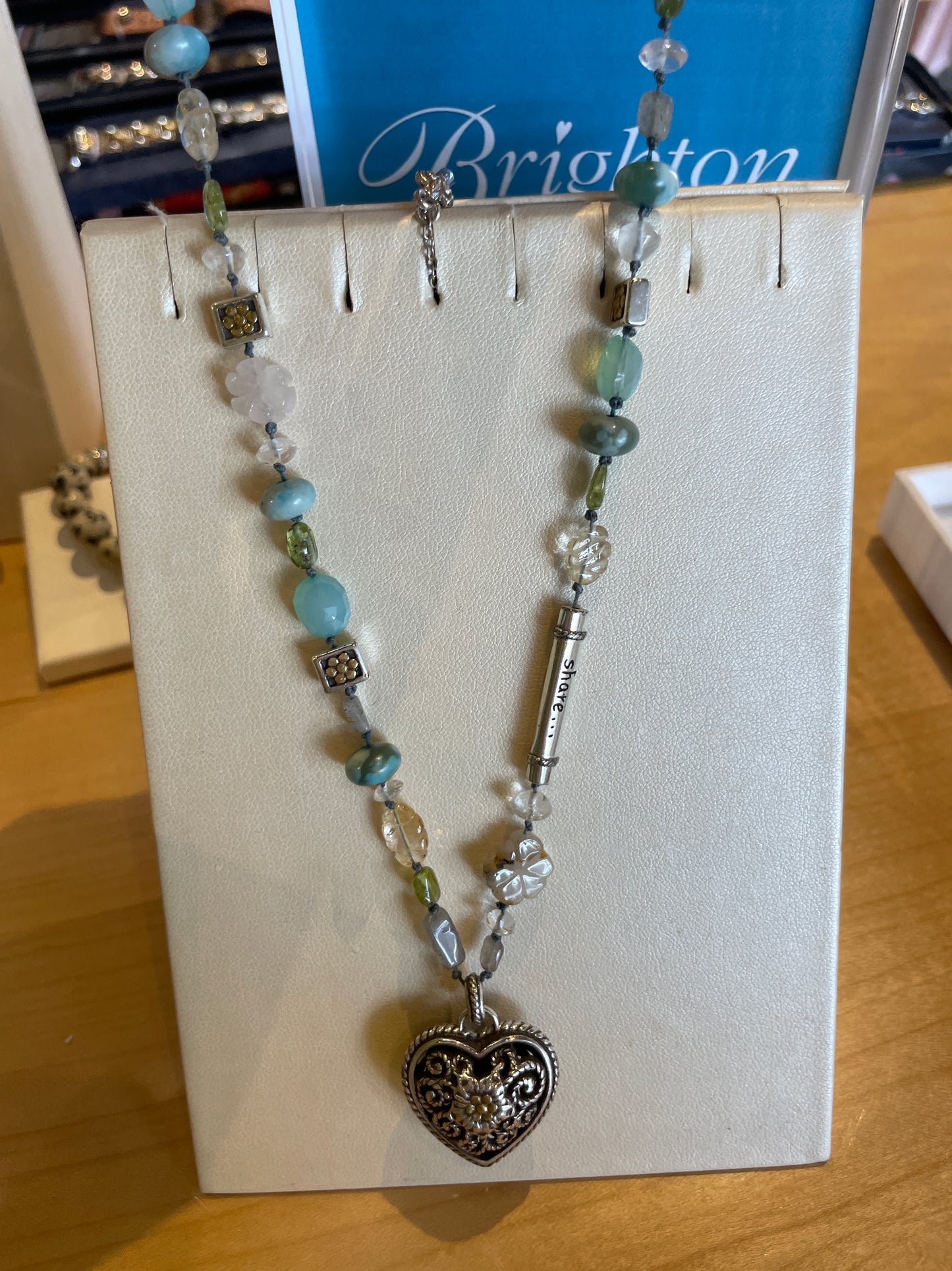 SEA BREEZE NECKLACE