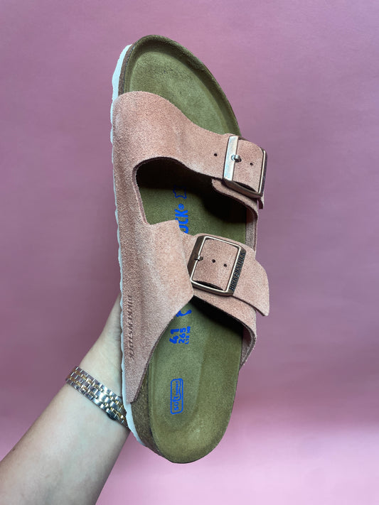 Earth Red Arizona Soft Bed