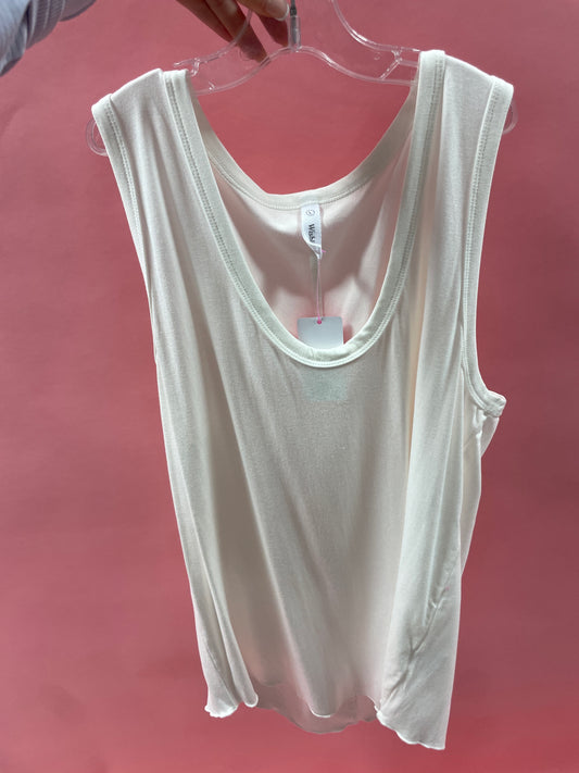 scoop neck tank top white