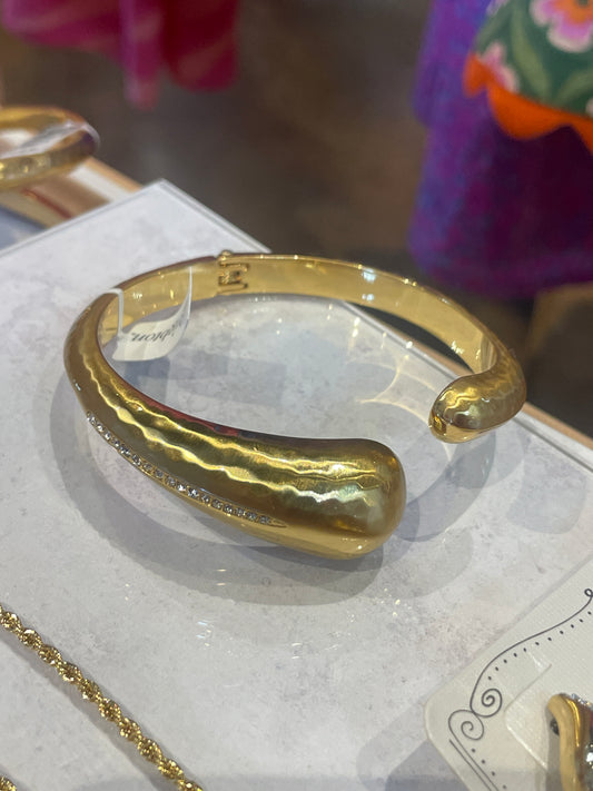 gold twist bracelet