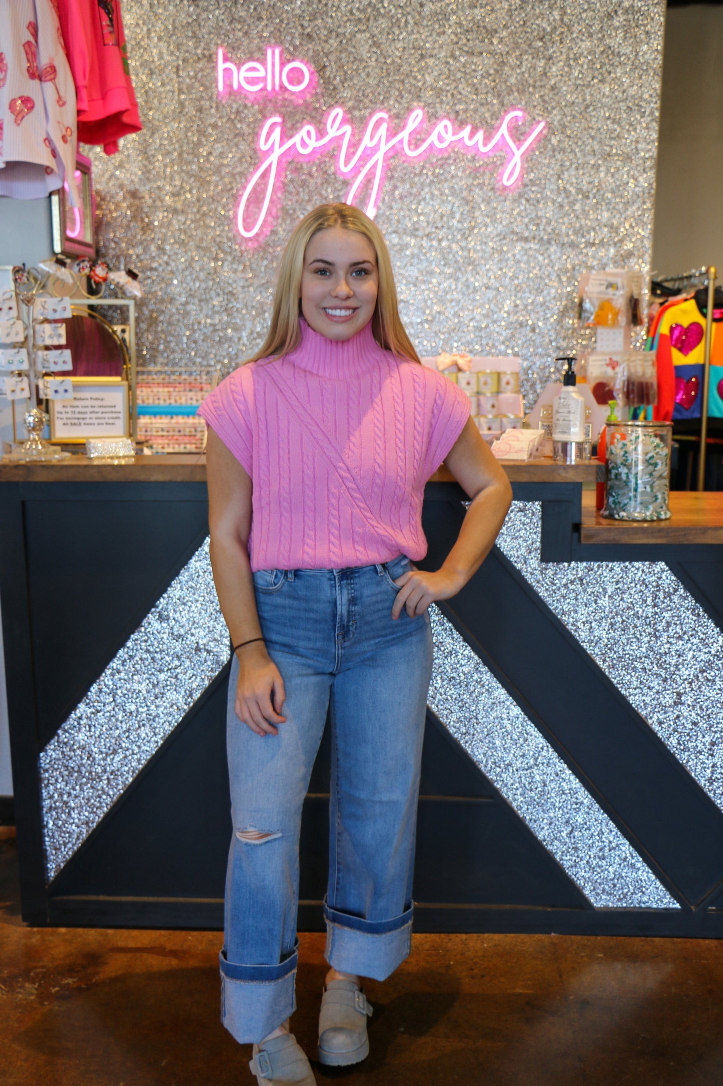 LIGHT PINK TURTLE NECK SWEATER