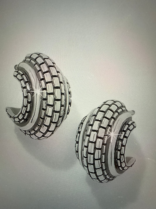 Ferrara scala hoop earring