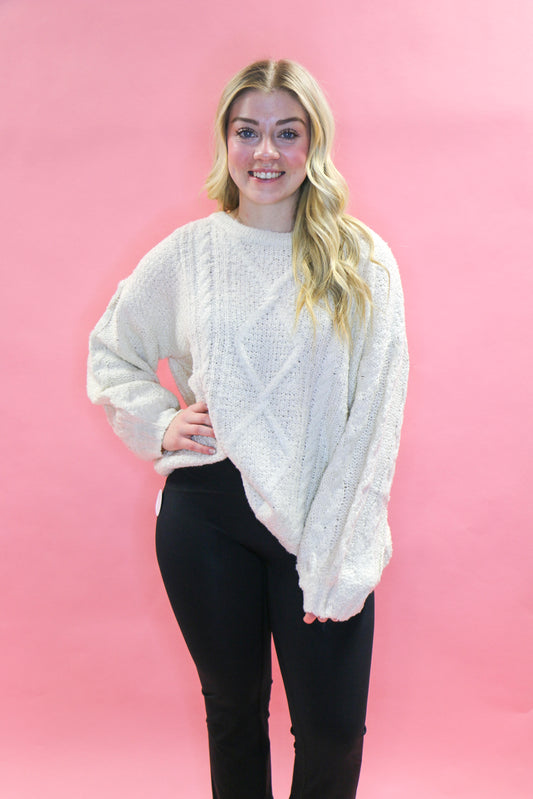 CREAM SWEATER