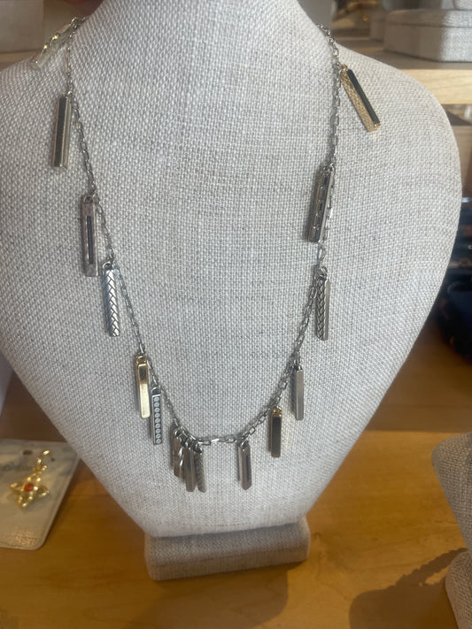 TAPESTRY DROPS NECKLACE