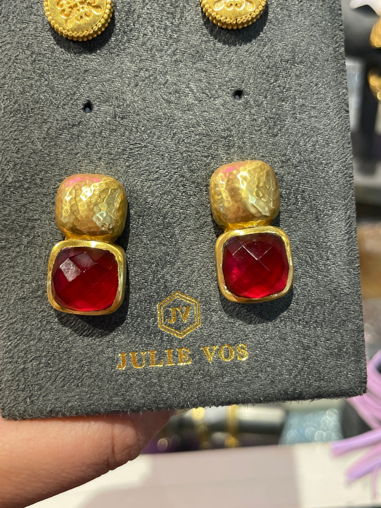 CATALINAINGS GOLD IREDESNT RUBY