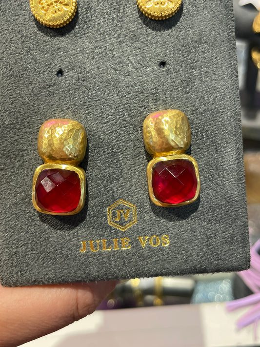 CATALINAINGS GOLD IREDESNT RUBY