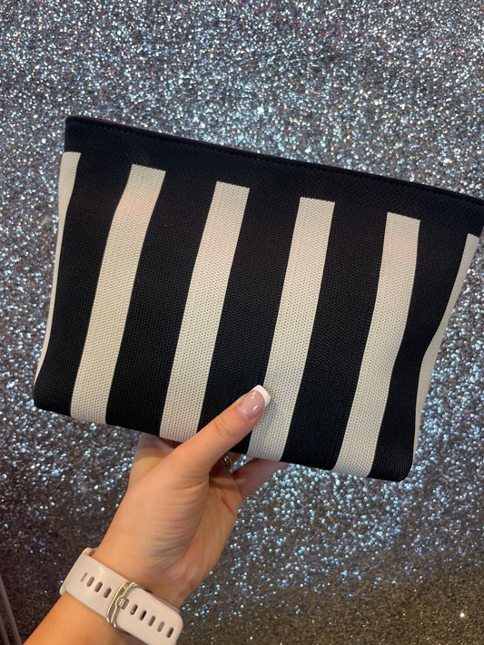 Isla zipper pouch
