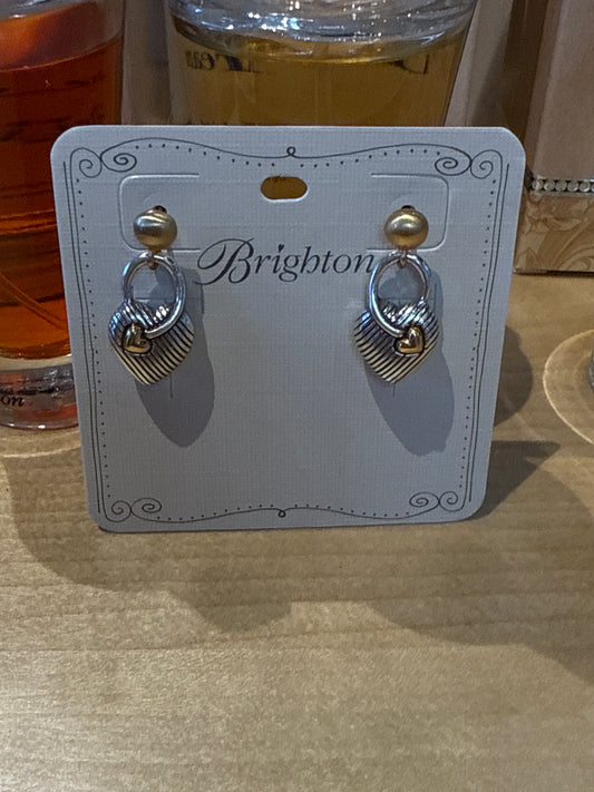 One heart drop post earring