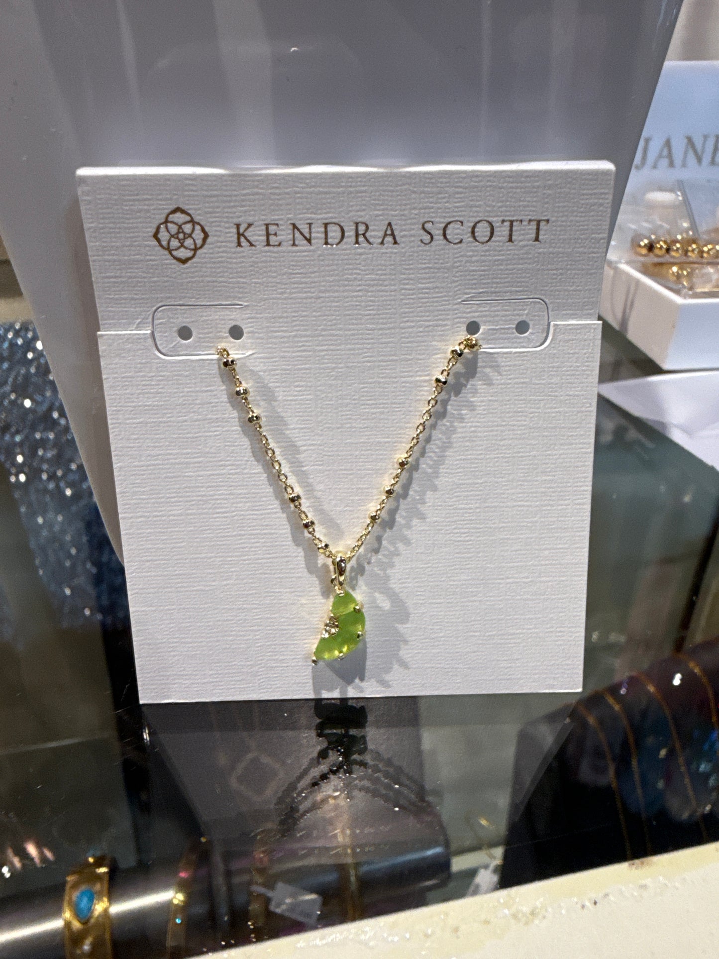 lime short neckalce