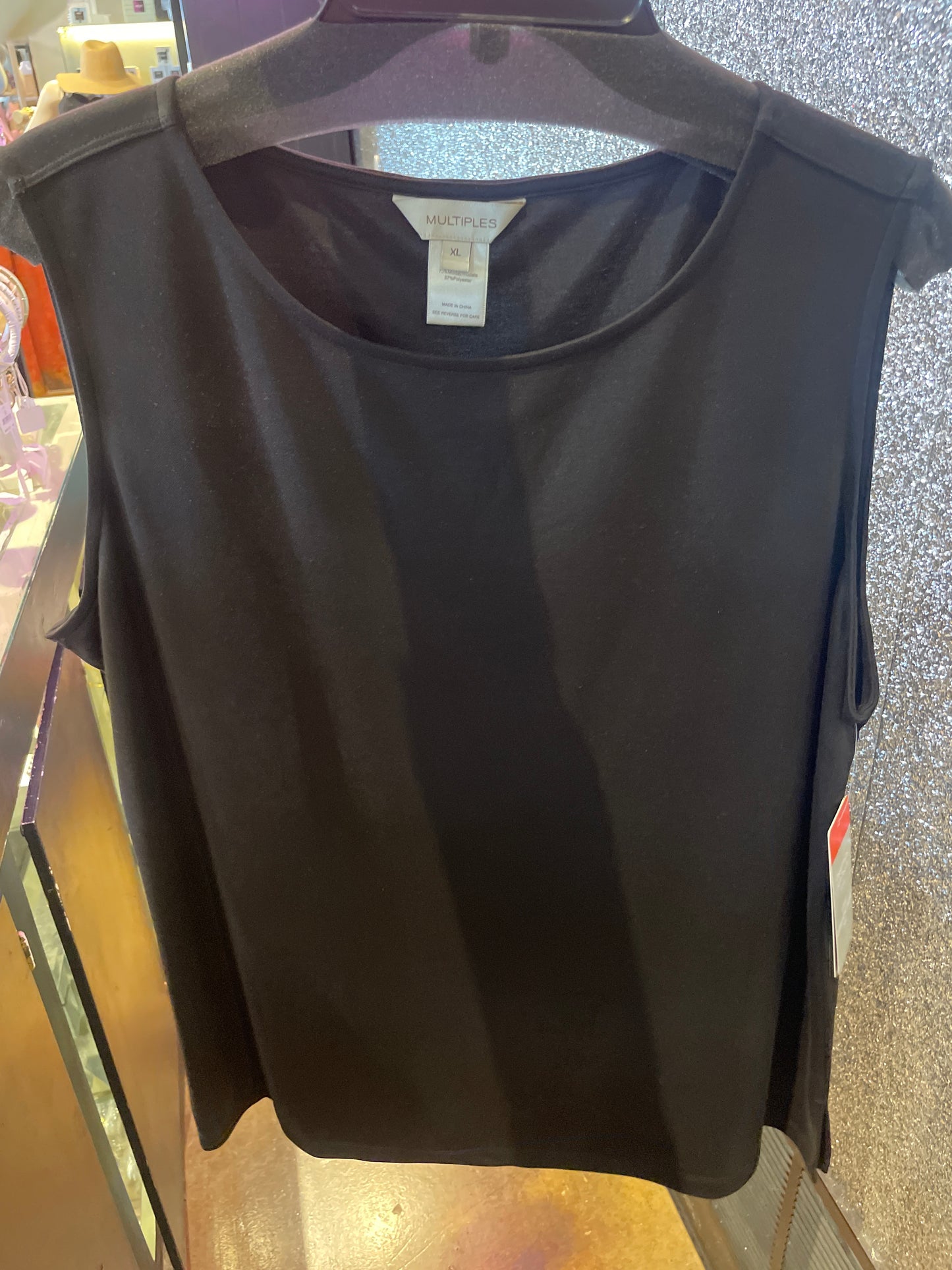 multi black tank