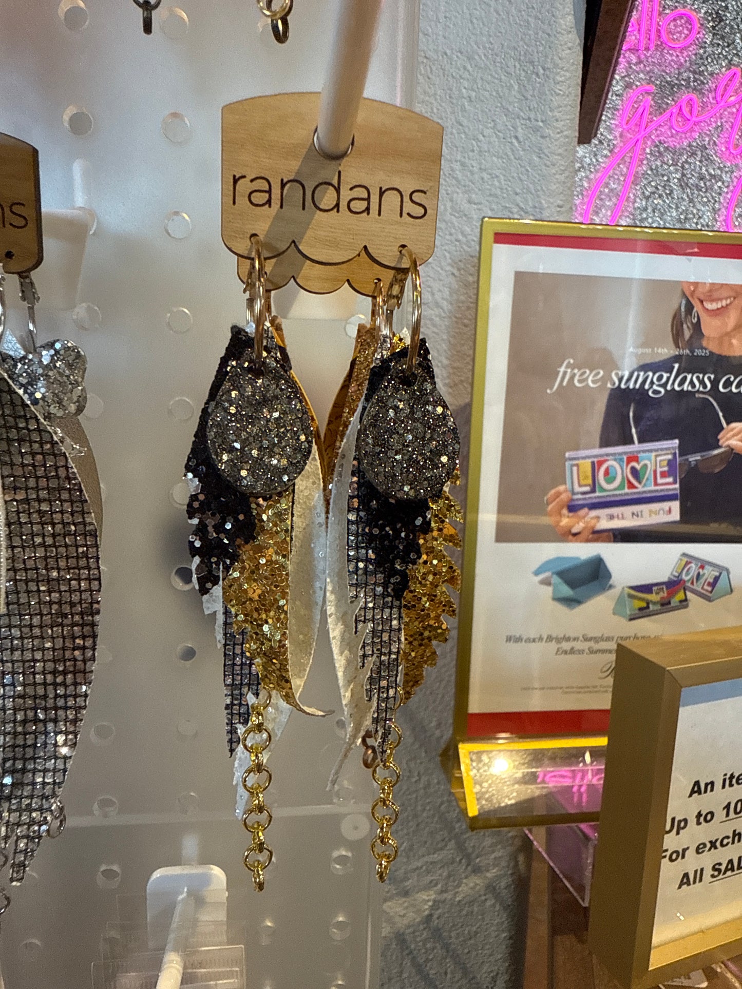 Feather detailed earrings