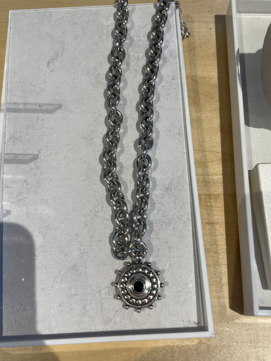 PEBBLE DOT MEDALI BLK COLLAR